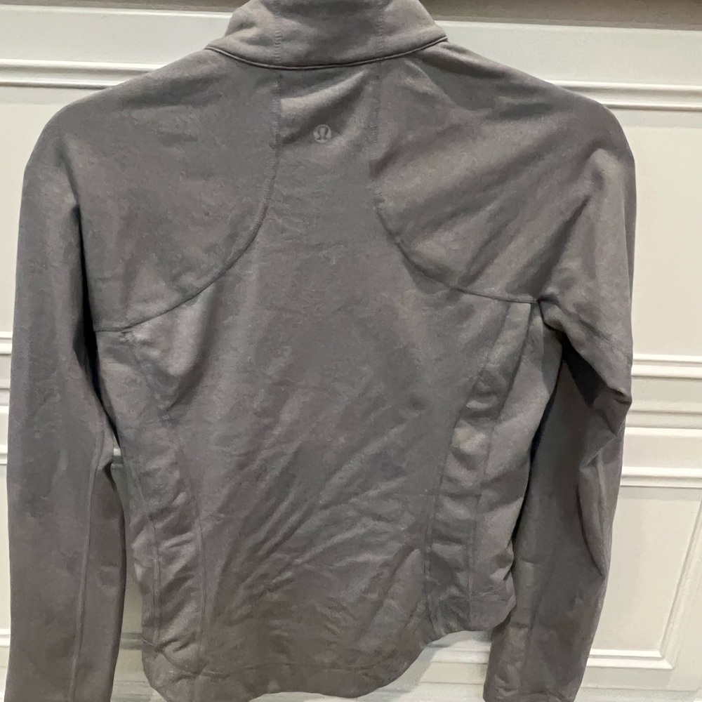 Lululemon define jacket - RARE! 6 - Picture 2 of 4